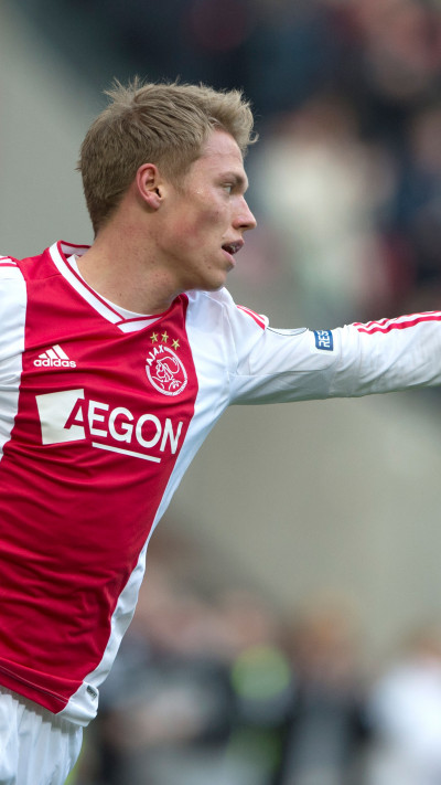 Stift Viktor Fischer tegen NEC