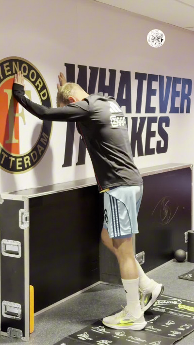 Bij de Ajax-spelers in de catacomben