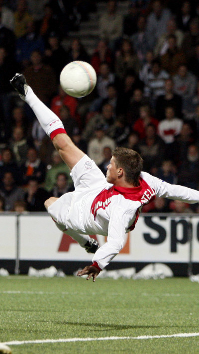 De omhaal van Huntelaar tegen Heracles