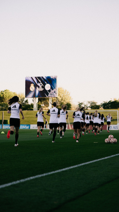 Laatste beelden warming-up  Ajax Vrouwen